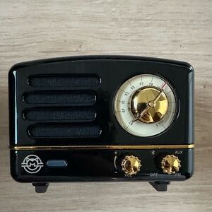 Muzen Portable Bluetooth Speaker, Metal Retro